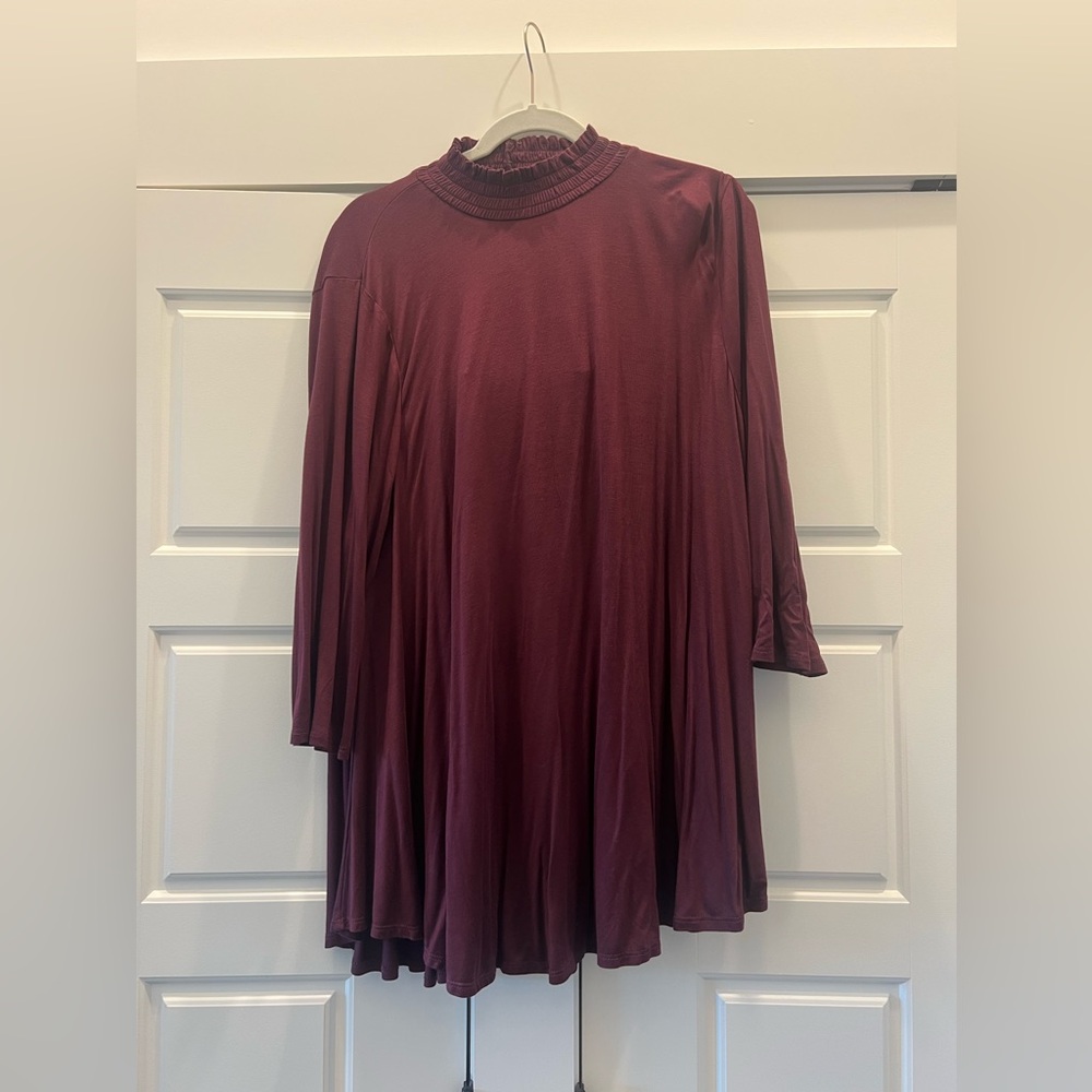 Burgundy mock neck tunic top